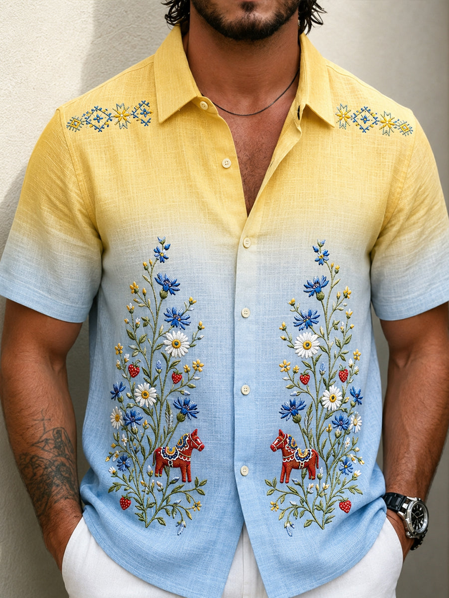 Retro svensk midsommarblommig karusellkonsttryck avslappnad skjorta i bomull och lin
