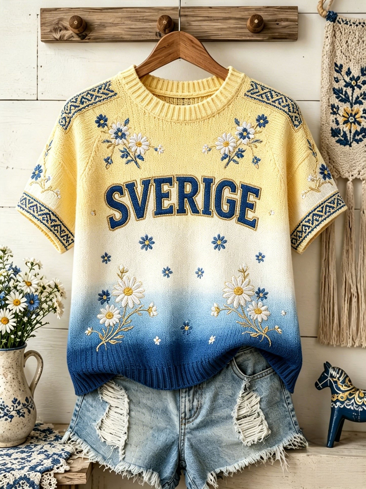 Dammens retro svensk midsommarfolkal blommig stickad kortärmad t-shirt