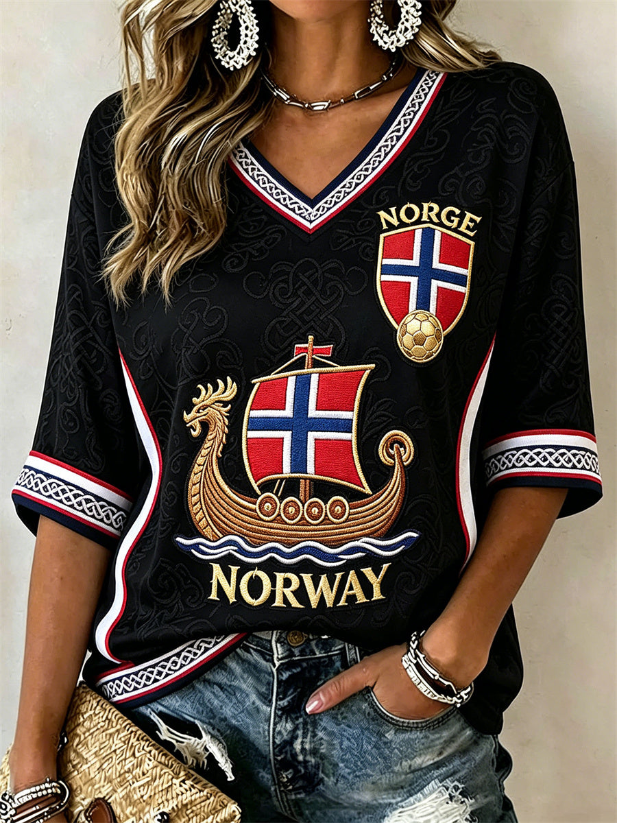 Kvinnors fotboll Viking Ship Celtic Knop Flag inspirerad Print Mid-längd ärmar V-hals T-shirt
