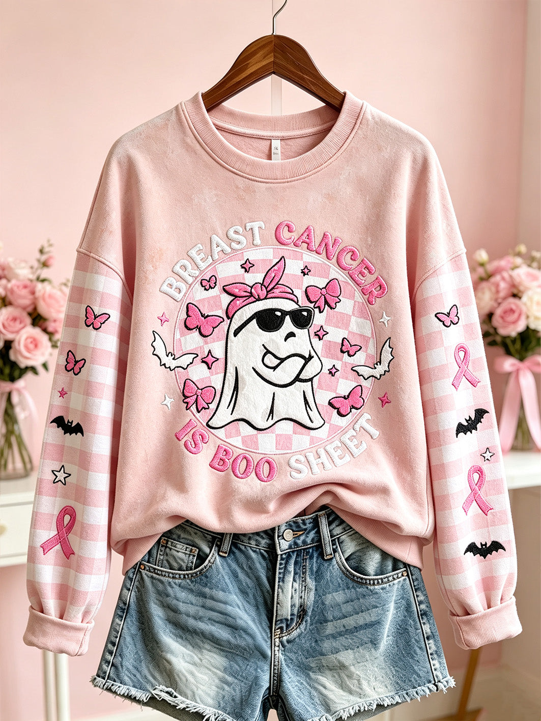 Bröstcancertematisk Halloween-sweatshirt med söt Boo-mönster, tryckt och avslappnad stil