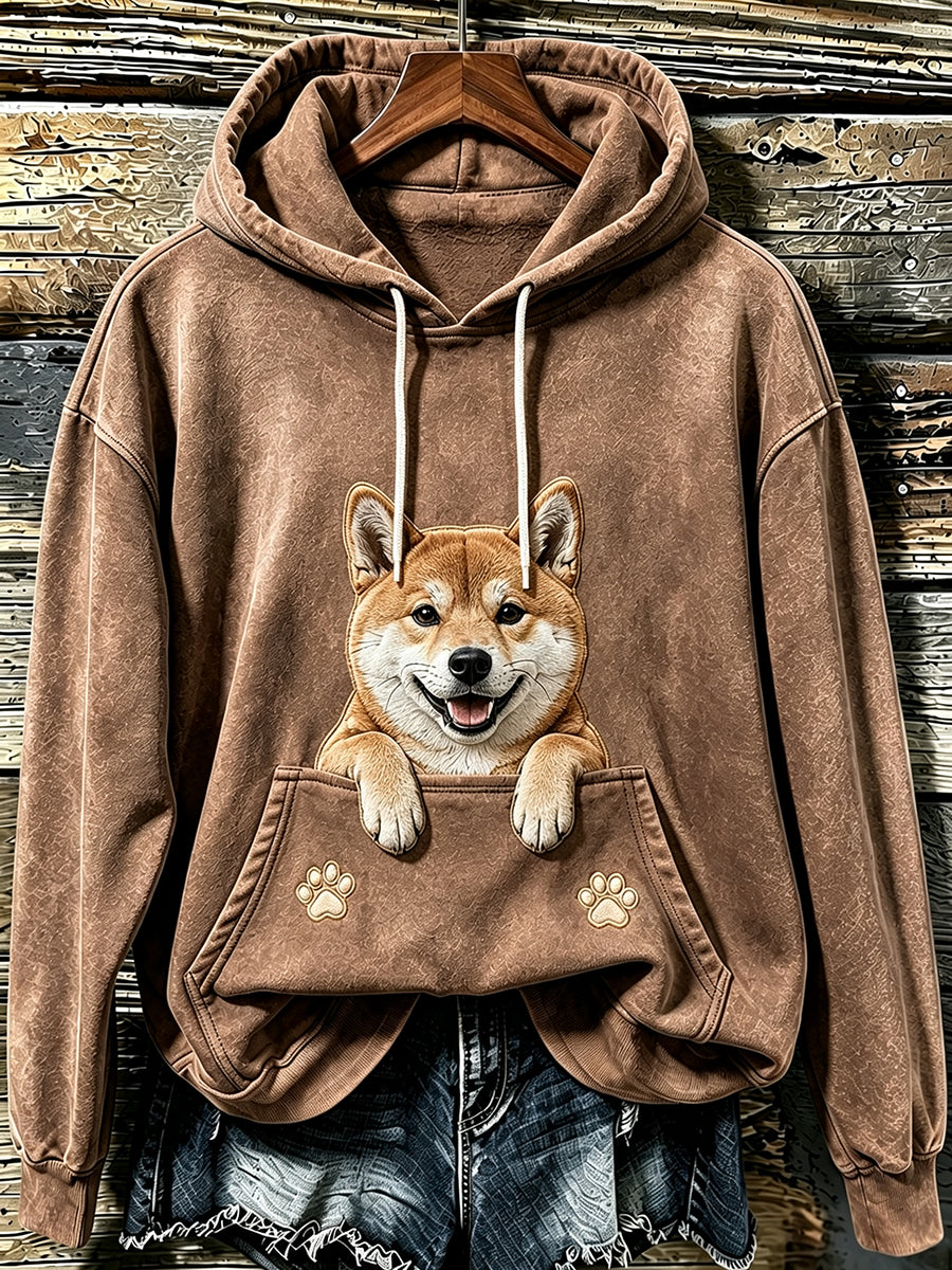 Kvinnors ljuvliga tittande Shiba Inu & tassar Skriv ut huvade tröj