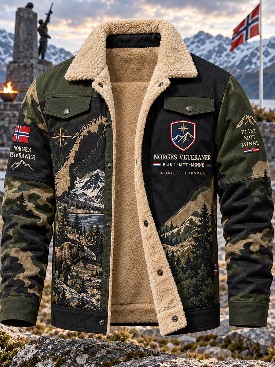 Herrjacka med fleecefoder, militärkamuflage och minnesgrafiska tryck