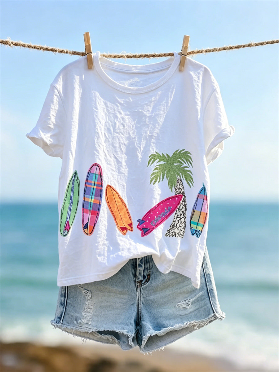 Damens strand Vacation Palm Tree & Surfboards Skriv ut kortärmad T-shirt