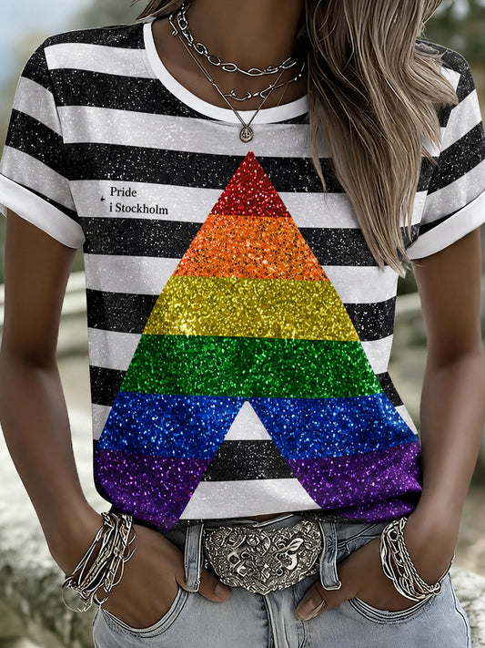 Kvinnors Stockholm Pride Week Element Konsttryck T-shirt