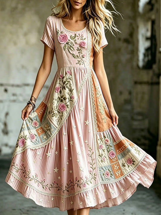 Damsmokdress i elegant bomullslinne med blommönster