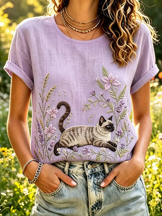 Kvinnors Siamese Katt och lavendel Print Lin Short-T-shirt