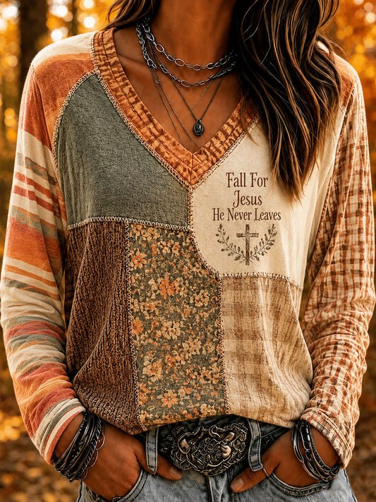 Kvinnors hösttröja med texten ”Fall For Jesus He Never Leaves” – avslappnad t-shirt med tryck