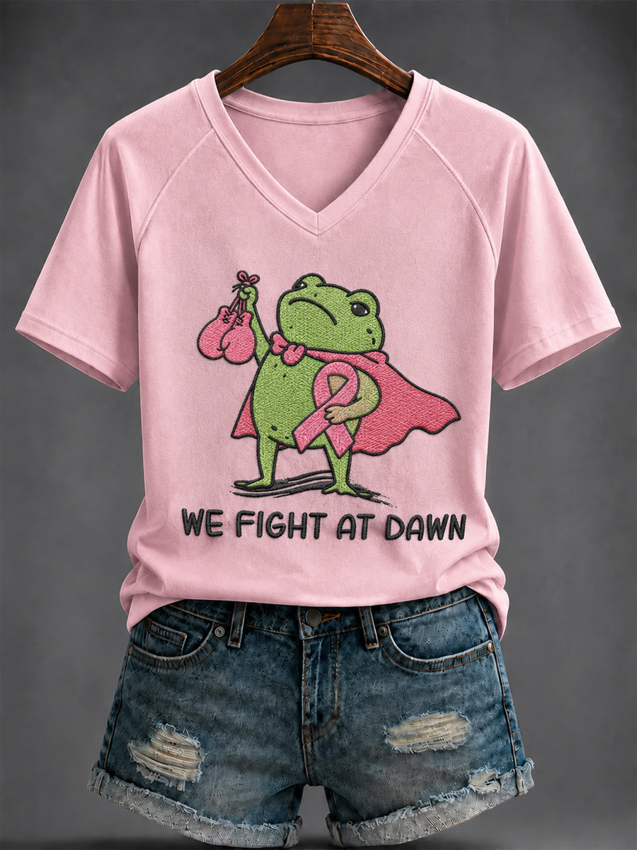 Kvinnlig bröstcancerrosa tryckt t-shirt med v-ringning