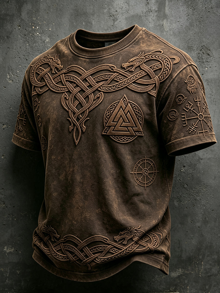 Herrtröja med vikingainspirerad, keltiskt tryckt kortärmad design