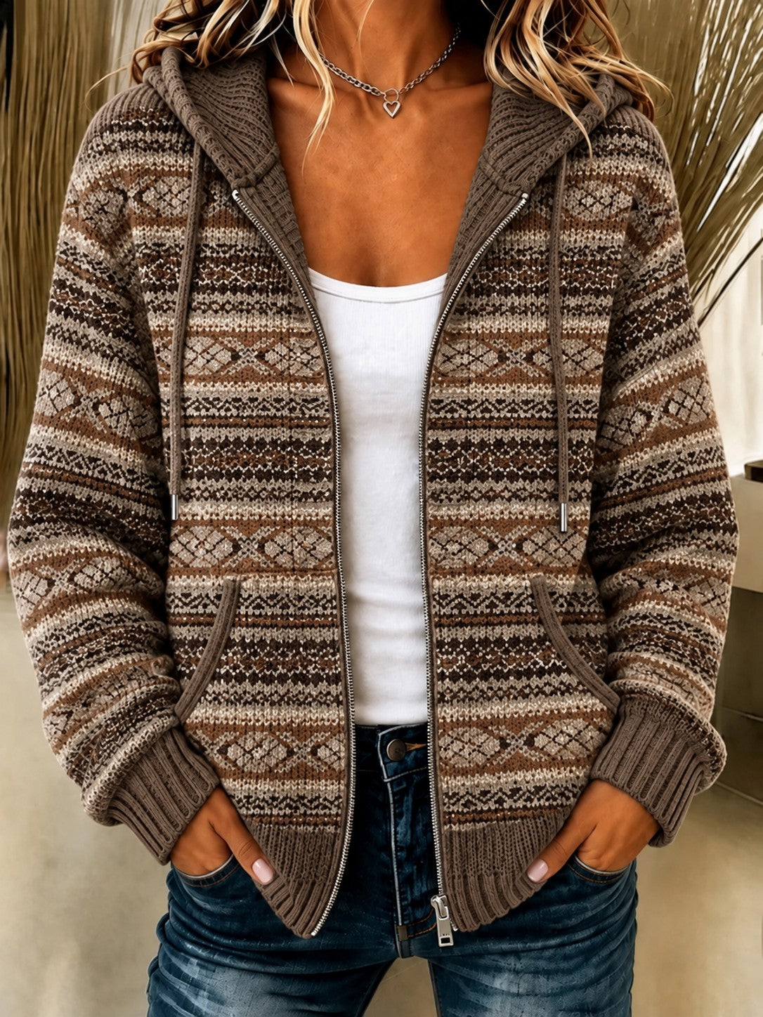 Mjuk stickad hoodie för kvinnor
