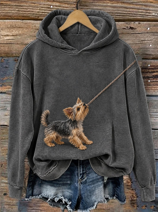 Kvinnors roliga Yorkie hund med rep Print